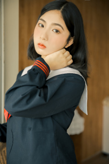媚的椅子